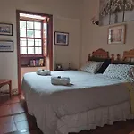 펜션 Welcoming House With Pool In San Cristobal - 85 M²