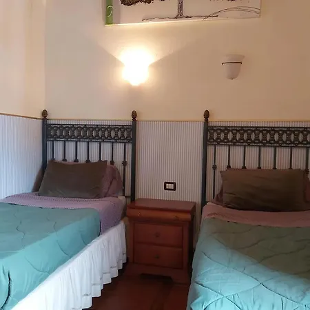 Welcoming House With Pool In San Cristobal - 85 M² 펜션 *