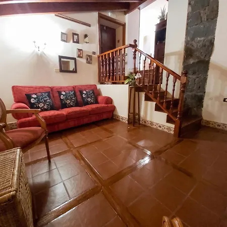 Casa vacanze Welcoming House With Pool In San Cristobal - 85 M²