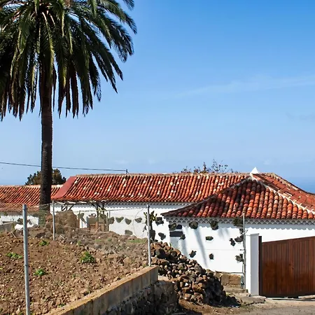 Casa vacanze Welcoming House With Pool In San Cristobal - 85 M²