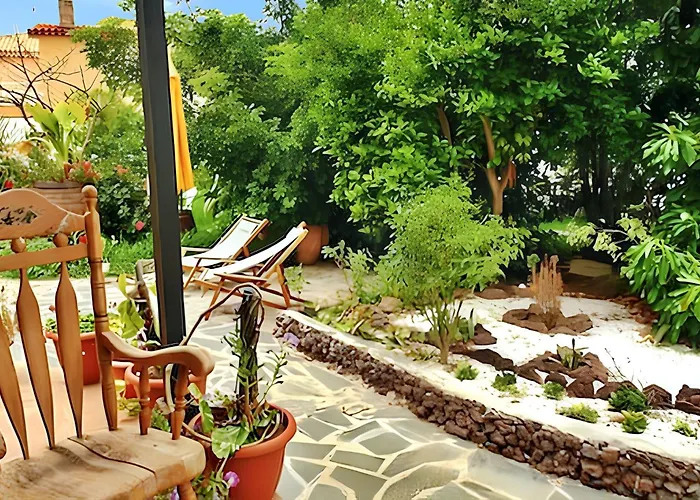 Welcoming House With Pool In San Cristobal - 85 M² 펜션 *