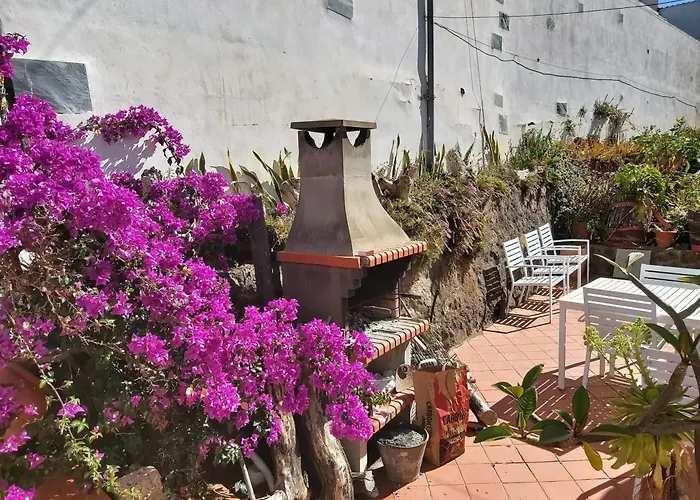 Welcoming House With Pool In San Cristobal - 85 M² * 라 라구나