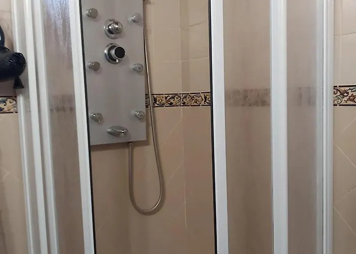 Welcoming House With Pool In San Cristobal - 85 M² * 라 라구나