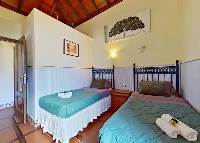 Welcoming House With Pool In San Cristobal - 85 M² 펜션