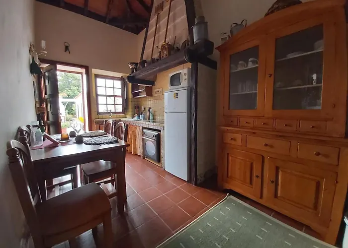 Welcoming House With Pool In San Cristobal - 85 M² 펜션 *